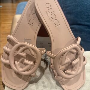 Gucci Women's Vintage Camel Logo Sandals